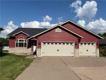 3029 White Oak Lane, Eau Claire