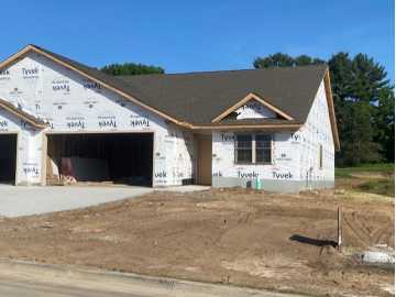 5149 Maple Leaf Path, Eau Claire