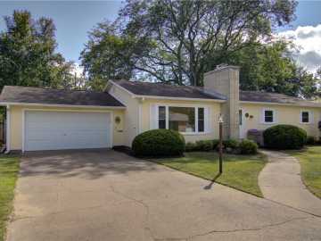 327 W Fillmore Avenue, Eau Claire