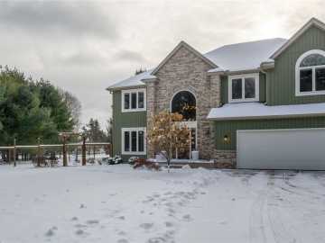 139 Canterbury Road, Eau Claire