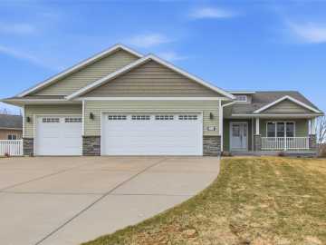 3302 County Farm Road, Eau Claire