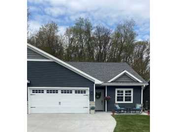 5154 Quiet Hollow Court, Eau Claire