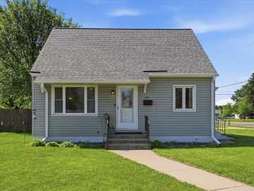 103 E Grant Avenue, Eau Claire