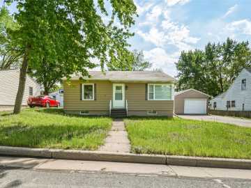 1021 Essex Street, Eau Claire