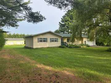 S15876 Townline Road, Fairchild