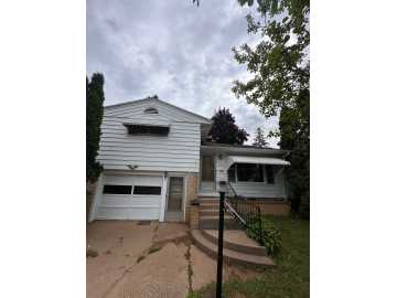 2917 6th Street, Eau Claire