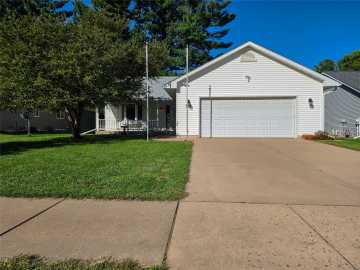 3228 Summerfield Drive, Eau Claire