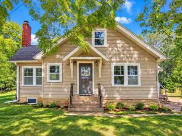 515 12th W Avenue, Menomonie
