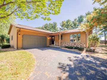 3379 Southgate Court, Eau Claire