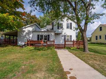 16 S Grove Street, Chippewa Falls