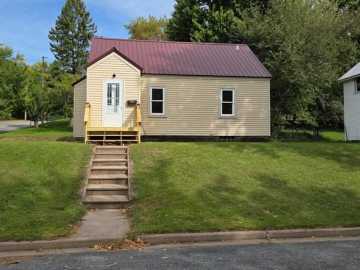 1203 13th E Avenue, Menomonie
