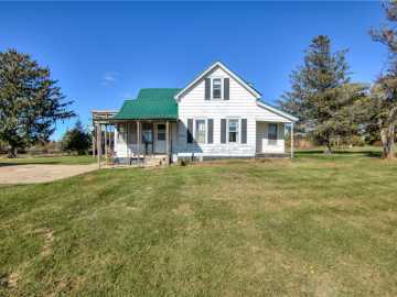 S12630 Schultz Road, Osseo