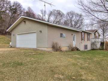 N6850 748th Street, Elk Mound