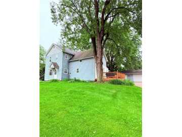 E5690 510th Avenue, Menomonie