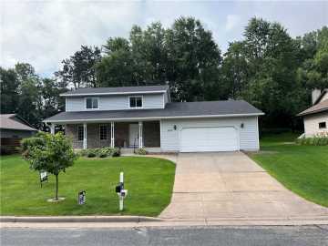 3525 White Birch Court, Eau Claire