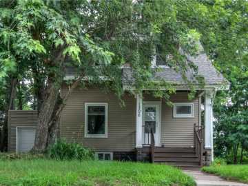 1306 Hawthorne Street, Eau Claire