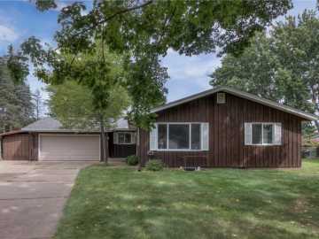 1328 Armstrong Place, Eau Claire