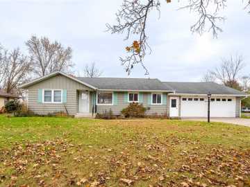 1421 Loffler Court, Chippewa Falls