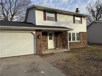 812 Green Acres Court, Eau Claire