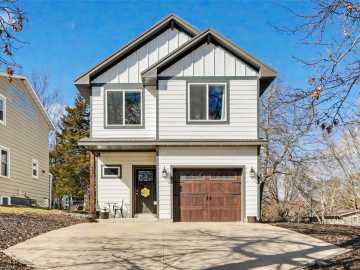 710 Mt Nemo Avenue, Eau Claire