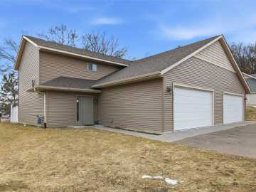 2647 Sessions Street, Eau Claire