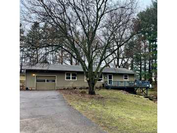 S9220 Hillview Road, Fall Creek