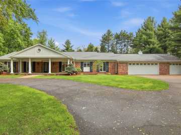 3750 Rimridge Road, Eau Claire