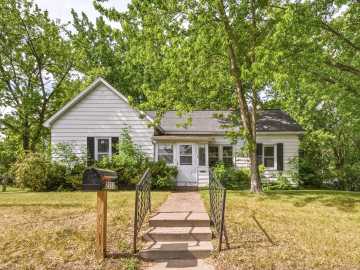 2112 Cleveland Street, Eau Claire