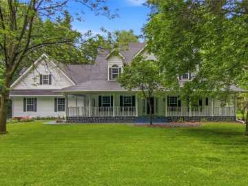 5640 Wild Rose Lane, Eau Claire