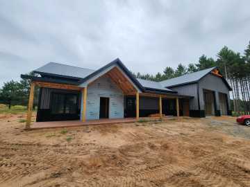 6730 210th Street, Cadott