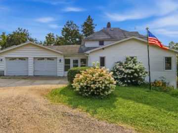 4110 / 4160 Folsom Street, Eau Claire