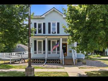 718 Bay Street, Chippewa Falls