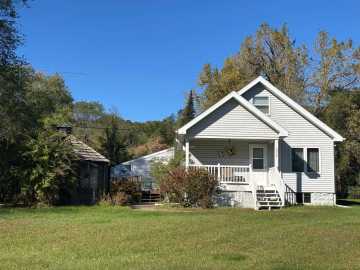3330 La Salle Street, Eau Claire