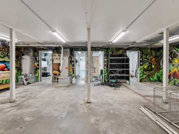 Property Photo 33