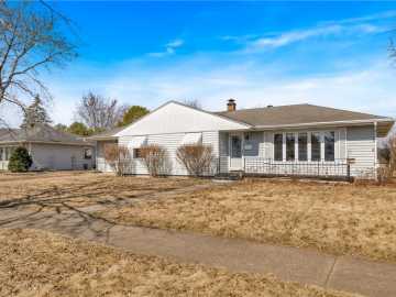 304 W Tyler Avenue, Eau Claire