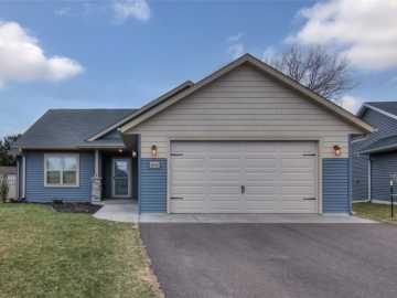 4042 John Hart Place, Eau Claire