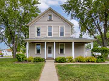 1006 Water Street, Chippewa Falls
