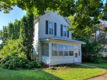 27 E Birch Street, Chippewa Falls