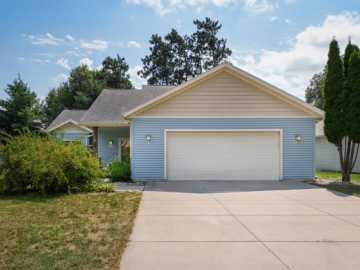 2505 Avery Lane, Altoona