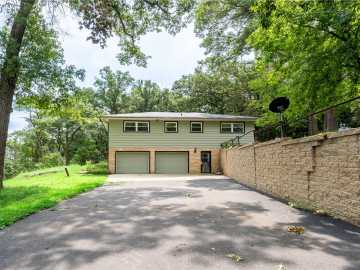 N9285 County W Road, Colfax