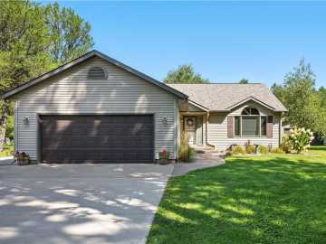 S8405 Wren Drive, Eau Claire