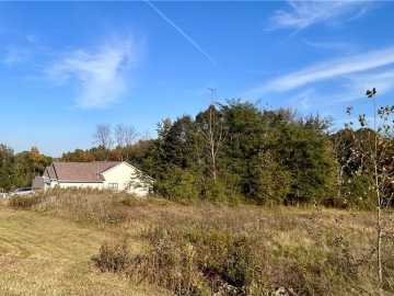 1112 Timber Path, Menomonie