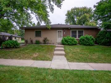 1412 Devney Drive, Altoona