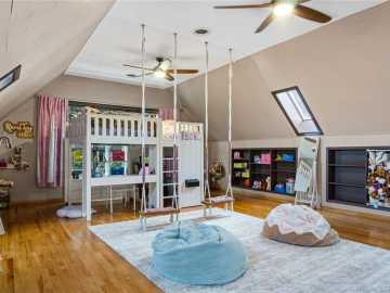 Property Photo 38