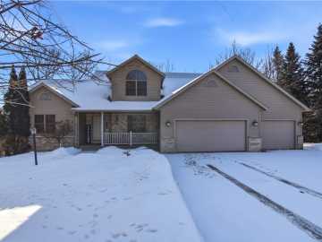 2021 High Point Drive, Altoona