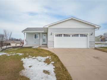 3235 West Ridge Drive, Eau Claire