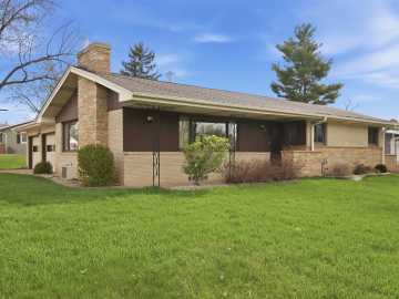 827 Park Ridge Drive, Eau Claire