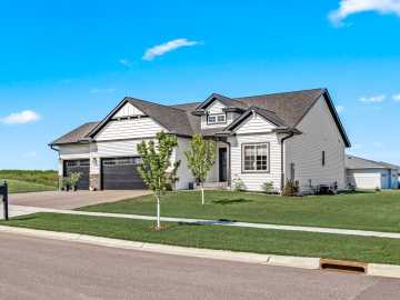 803 S White Street, Fall Creek