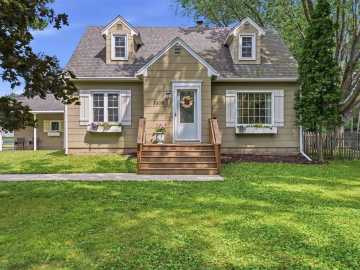 3305 Halsey Street, Eau Claire