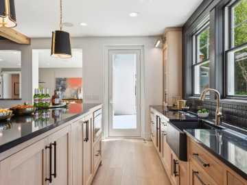 Property Photo 77